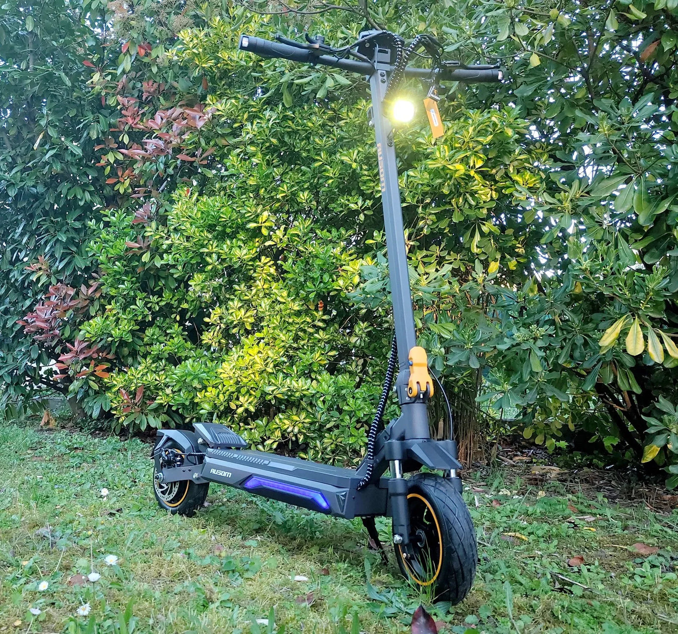 Test of the Ausom K20 Pro Electric Scooter: High Performance at a Low Price