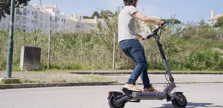 Your Essential Guide to Choosing the Right Electric Scooters